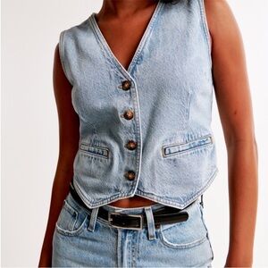 Abercrombie Mara Light Blue Denim tailored Vest